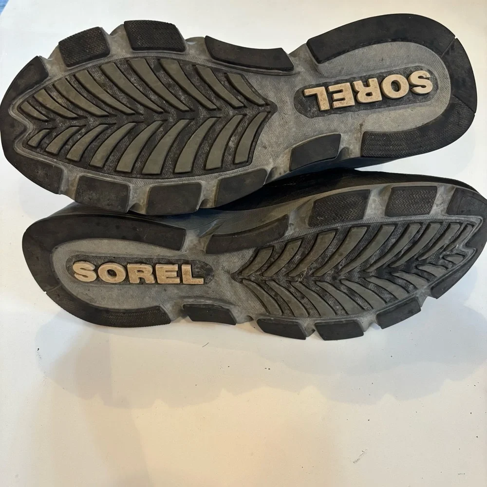 SOREL Men's Sneaker Boot 10.5 Kinetic Rush Waterproof Black